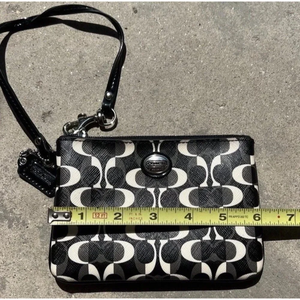 Coach Peyton Dream C East West Swingpack Black & White Logo Bag Purse 6x4.5